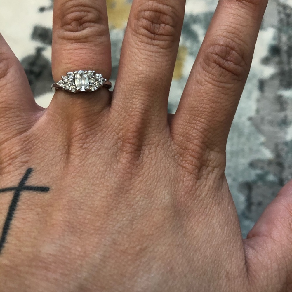 Silver Ring - Picture 4 of 5